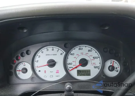 2001 Ford Escape Xlt z USA, uszkodzony, nr VIN 1FMYU04121KF32247